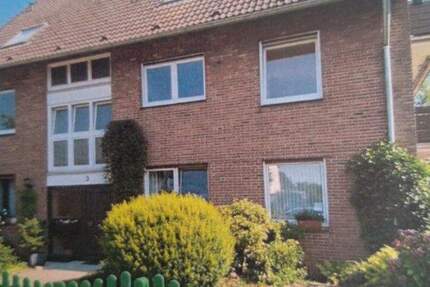 Nette kleine Dachgeschosswohnung in Budberg 2 zimmer