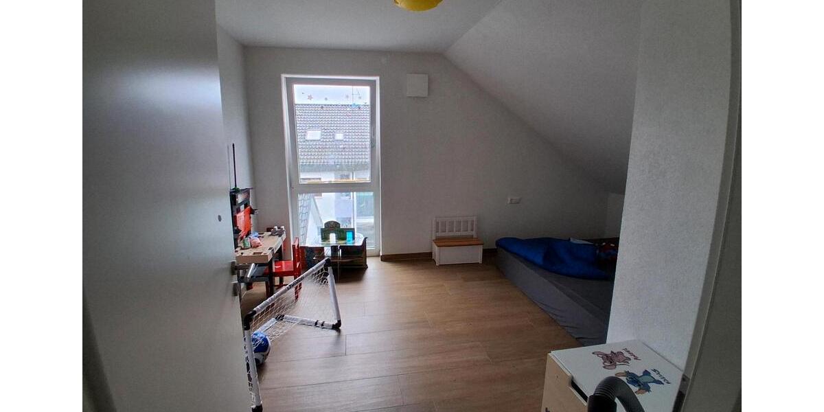 Maisonettenwohnung Waiblingen - 7 Zimmer, 170 m&sup2;, 2.490&euro; | Angebot:26310142