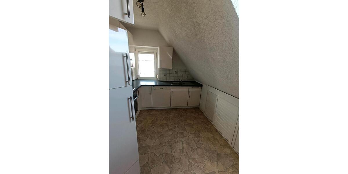 Dachgeschoßwohnung Walldürn - 2 Zimmer, 70 m&sup2;, 600&euro; | Angebot:26680592