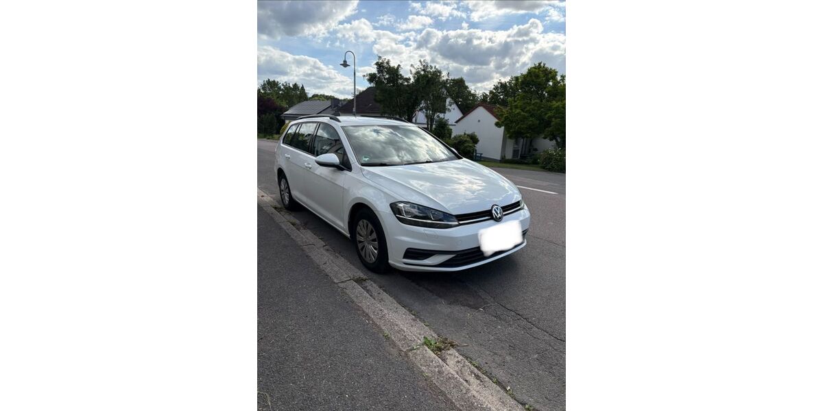 VW Golf 149.000 km 13.400 &euro; Konz 54329