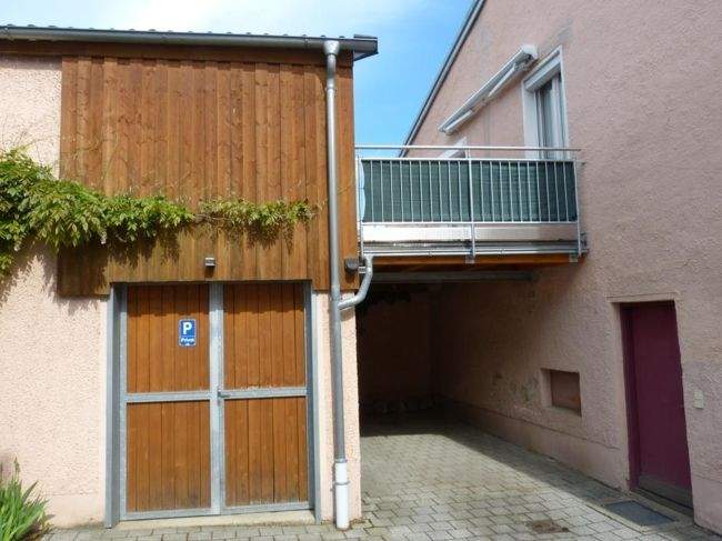 Etagenwohnung Burglengenfeld - 4 Zimmer, 127 m&sup2;, 850&euro; | Angebot:25070508