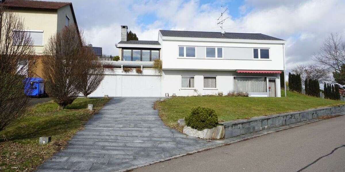Einfamilienhaus Pliezhausen - 7 Zimmer, 196 m&sup2;, 590.000&euro; | Angebot:26881824