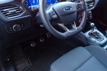 Ford Focus 59.400 km 17.800 &euro; Frankfurt am Main 60326