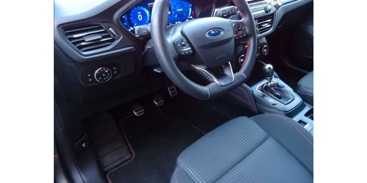 Ford Focus 59.400 km 17.800 &euro; Frankfurt am Main 60326