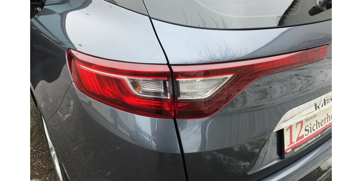 Renault Megane INTENS NAVI 1.HD PARKPILOT KLIMAAUTOMATIK 108.795 km 10.798 &euro; Köln 50858