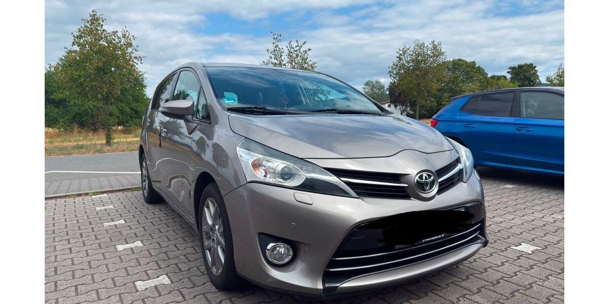Toyota Verso 163.320 km 8.999 &euro; Nackenheim 55299