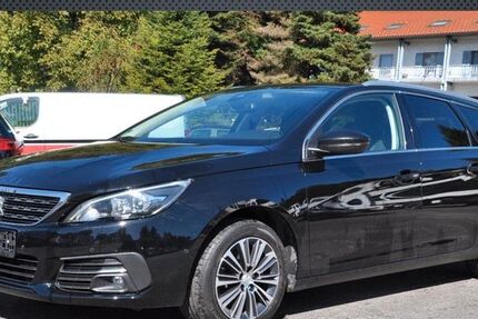 Peugeot 308 161.500 km 9.900 € Passau 94036
