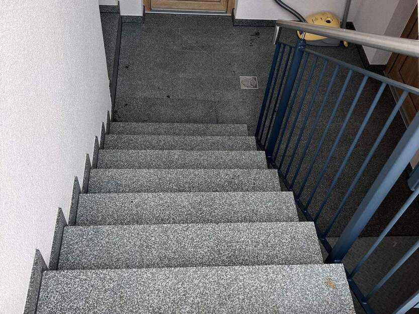 ERSTBEZUG! - 2-ZW mit separatem Eingang - offener Kochbereich mit Einbauküche - 91056 Erlangen-Hüttendorf 2 zimmer