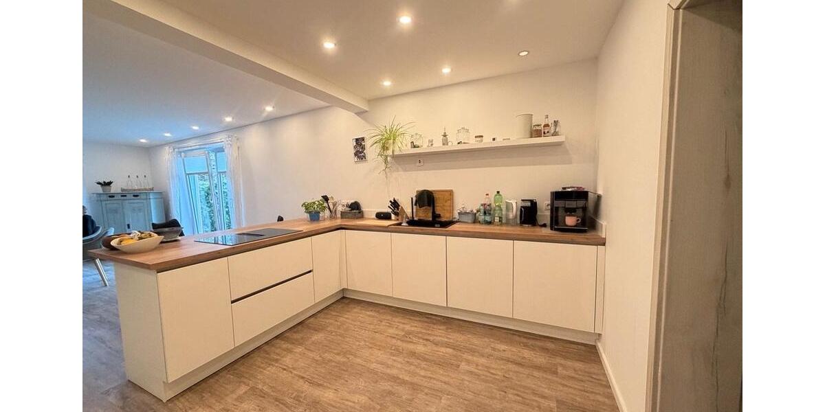 Einfamilienhaus Niebüll - 9 Zimmer, 248 m&sup2;, 495.000&euro; | Angebot:26148587