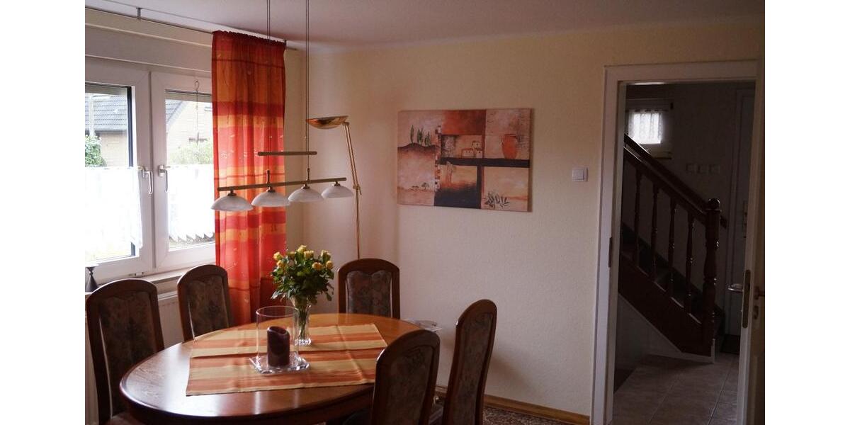 Einfamilienhaus Lingen (Ems) - 6 Zimmer, 104 m&sup2;, 1.100&euro; | Angebot:26215926