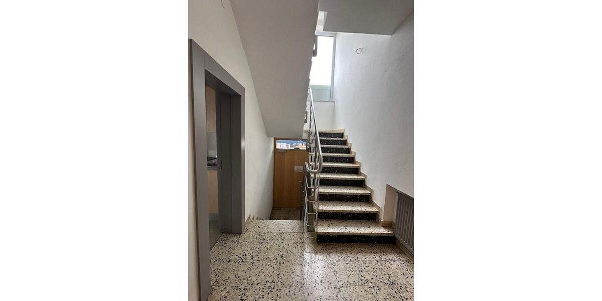 Gewerbeobjekt Weißenhorn - 1 Zimmer, 750 m&sup2;, 6.000&euro; | Angebot:24450599