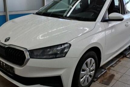 Skoda Fabia 37.660 km 13.690 &euro; Flensburg 24944