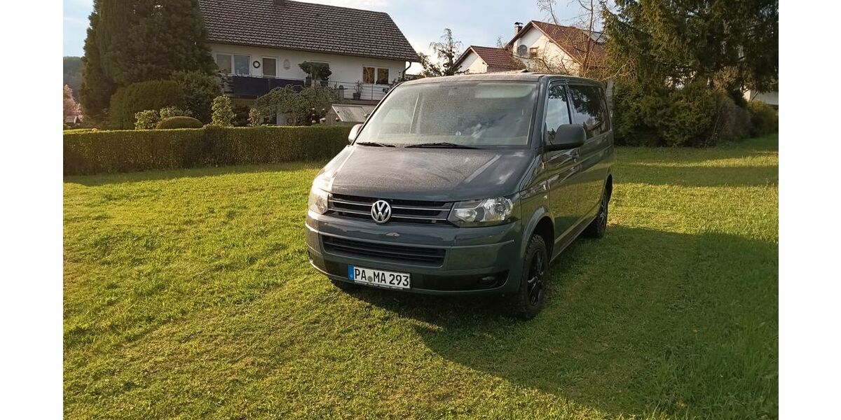 VW T5 Transporter 217.000 km 11.000 &euro; Tittling 94104