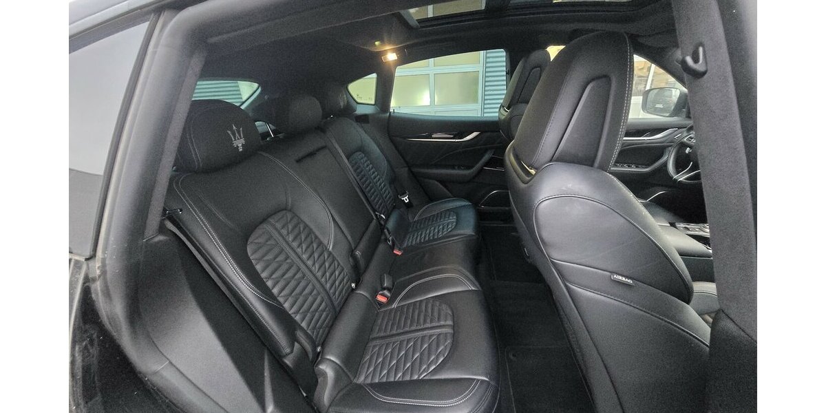 Maserati Levante GranSport Q4 BI XENON NAVI Luftfederung 65.000 km 51.998 &euro; Landau 76829