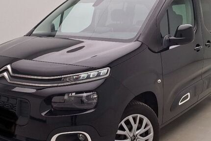 Citroen Berlingo 90.500 km 17.940 € Oberhausen 46149