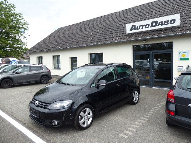 VW Golf 153.520 km 5.985 € Jaenschwalde 03197
