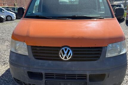 VW T5 Transporter 311.000 km 4.799 &euro; Halle 06132