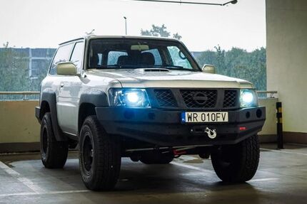 Nissan Patrol 299.000 km 37.990 &euro; Radom 