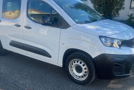 Peugeot Partner 29.687 km 15.992 &euro; Vaihingen/Enz 71665