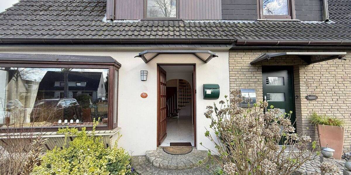 Doppelhaushälfte Bremen Kattenturm - 8 Zimmer, 230 m&sup2;, 399.000&euro; | Angebot:26309071