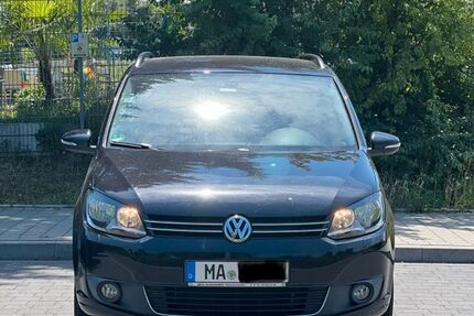 VW Touran 221.000 km 3.950 &euro; Mannheim 68305