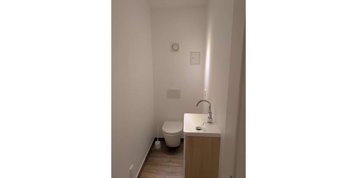 Etagenwohnung Meißen - 5 Zimmer, 100 m&sup2;, 1.000&euro; | Angebot:25442763