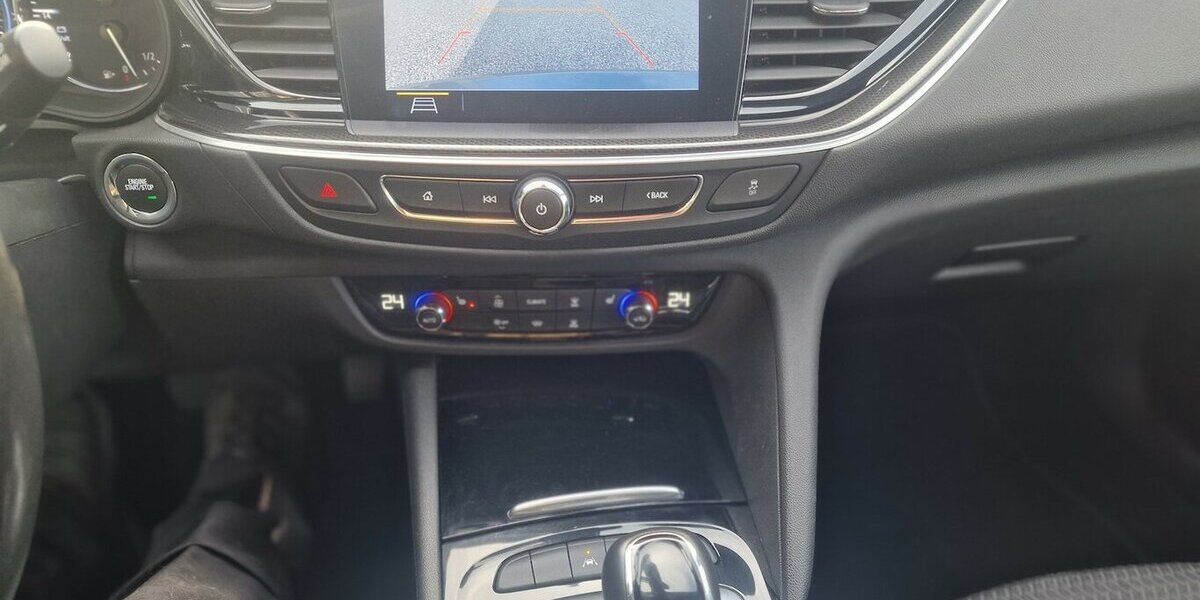 Opel Insignia 1.5 D Elegance Klimautomatik NAVI 130.000 km 14.399 &euro; Landau 76829