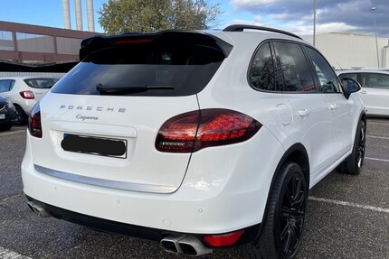 Porsche Cayenne 202.000 km 18.900 &euro; Kehl 77694