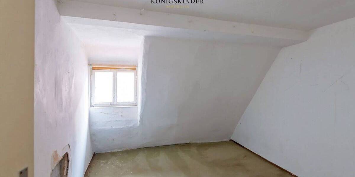 Einfamilienhaus Kernen im Remstal Stetten - 9 Zimmer, 300 m&sup2;, 349.000&euro; | Angebot:26188192