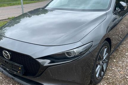 Mazda 3 130.638 km 12.499 &euro; Delitzsch 04509