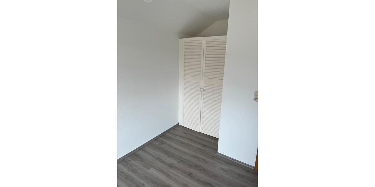 Doppelhaushälfte Emden Rysumer Landstraße - 4 Zimmer, 110 m&sup2;, 1.000&euro; | Angebot:26401999