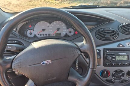 Ford Focus 49.500 km 1.699 &euro; Schwerin 19061