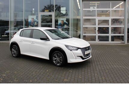 Peugeot e-208 47.180 km 14.991 &euro; Potsdam 14482