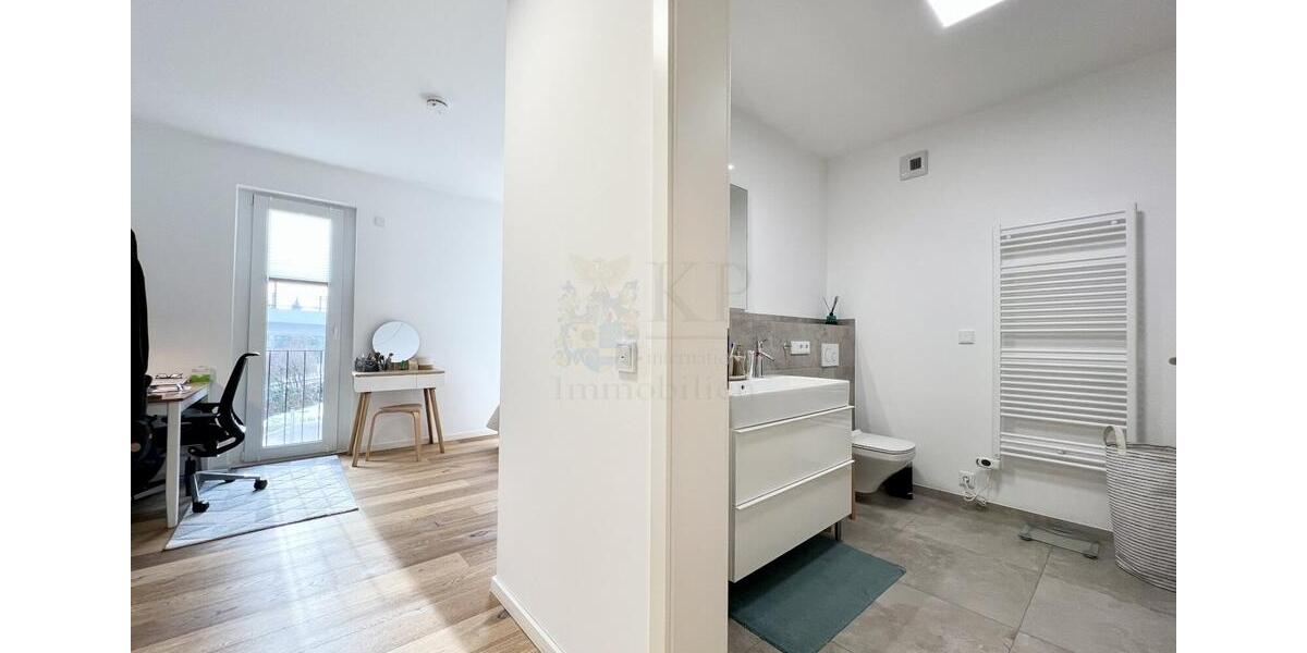 Etagenwohnung Kriftel - 4 Zimmer, 127 m&sup2;, 2.300&euro; | Angebot:25312236