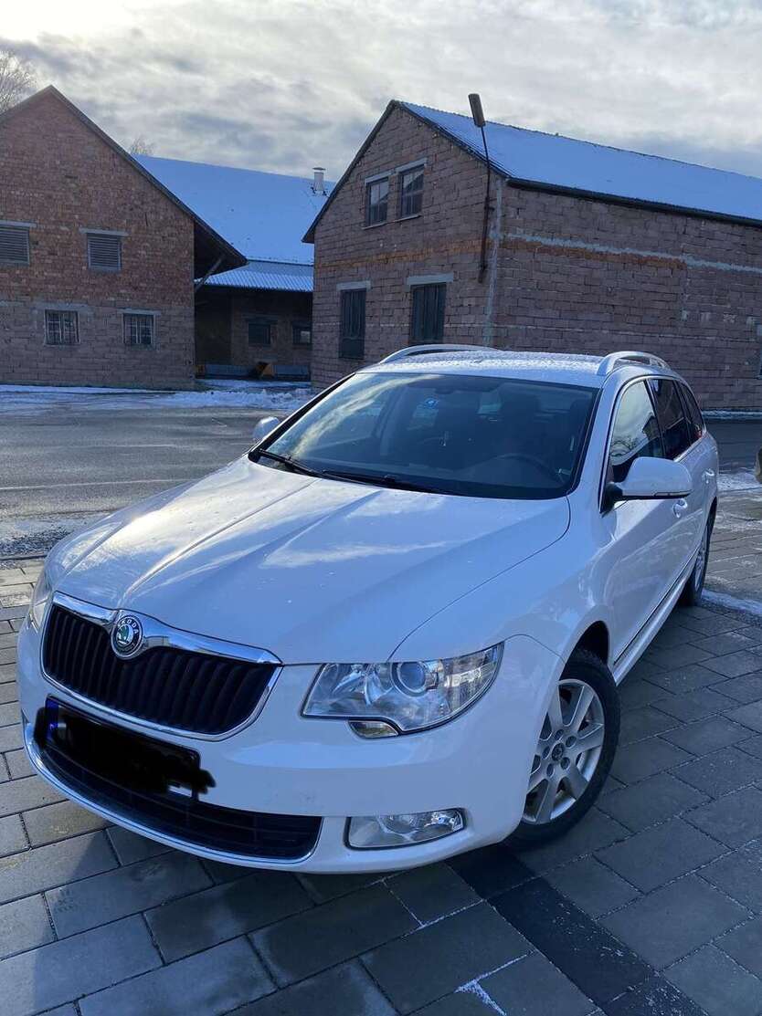 Skoda Superb 245.000 km 6.850 € Erding 85435