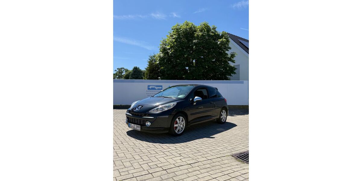 Peugeot 207 101.000 km 4.499 &euro; Osnabrück 49082