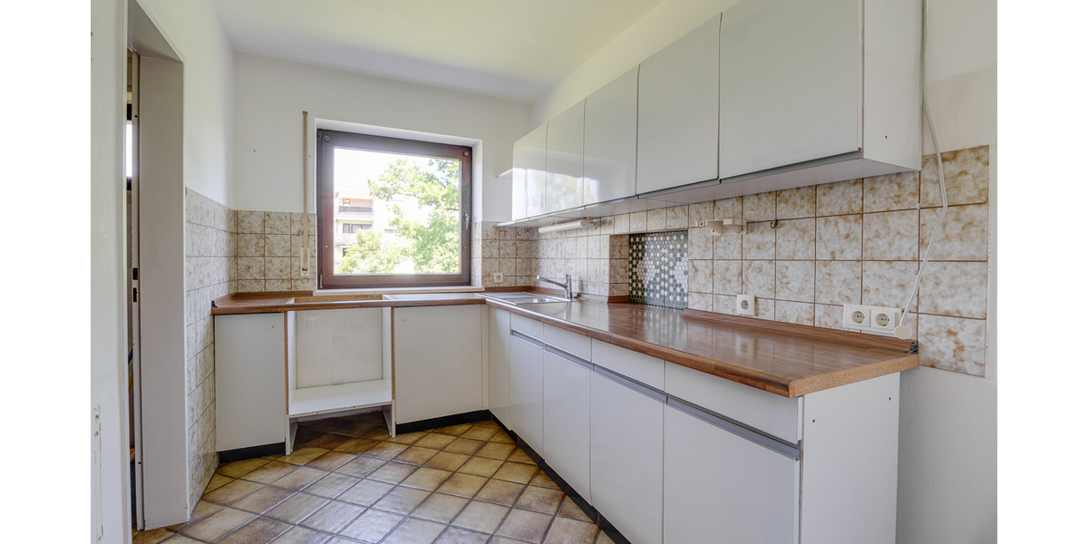 ***Attraktive 4-Zi.-Wohnung nahe S-Bahn – WG-geeignet & bezahlbar dank Erbpacht*** - Wohnanlage Gilching | Angebot:21541726
