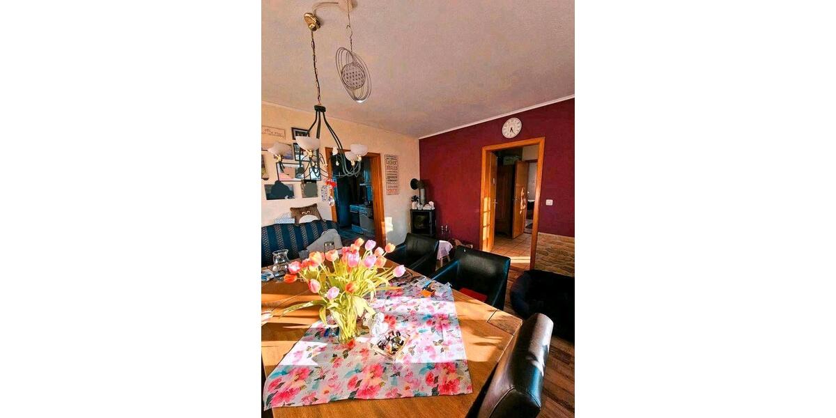 Einfamilienhaus Edewecht - 11 Zimmer, 300 m&sup2;, 449.000&euro; | Angebot:26723010