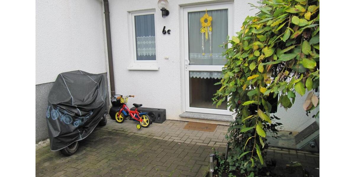 Reihenhaus Lennestadt - 5 Zimmer, 115 m&sup2;, 790&euro; | Angebot:26322815