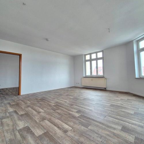 Dachgeschoßwohnung Frankenberg (Sachsen) - 4 Zimmer, 87 m&sup2;, 488&euro; | Angebot:26424147