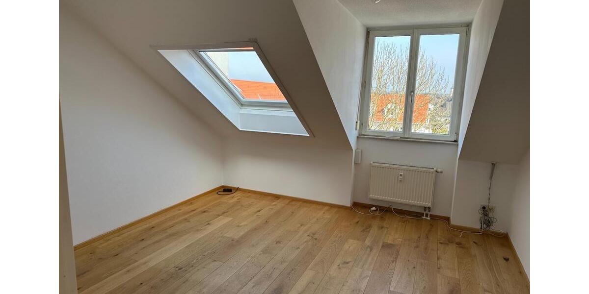 Dachgeschoßwohnung Höhenkirchen-Siegertsbrunn Siegertsbrunn - 3 Zimmer, 72 m&sup2;, 460.000&euro; | Angebot:25362956