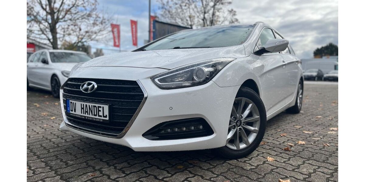 Hyundai i40 125.000 km 9.999 &euro; Forst 76694