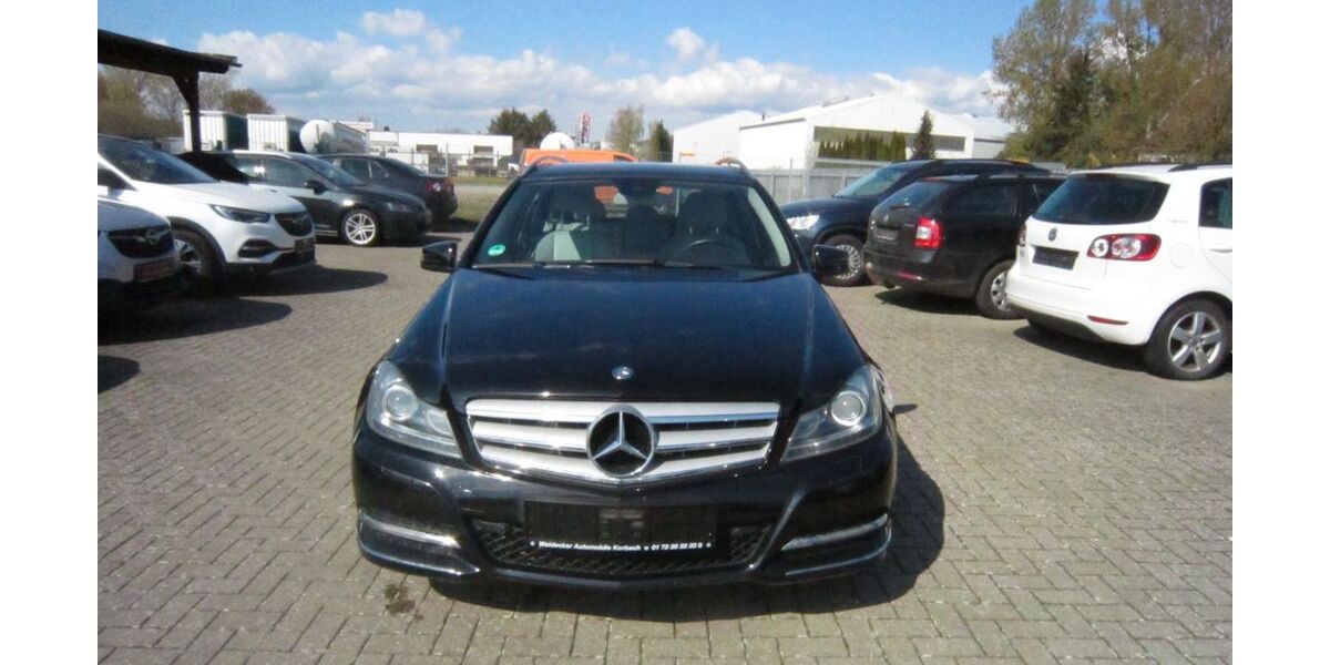 Mercedes-Benz C 250 220.700 km 7.499 &euro; Korbach 34497