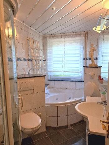 Etagenwohnung Neusäß - 3 Zimmer, 68 m&sup2;, 298.000&euro; | Angebot:27132388