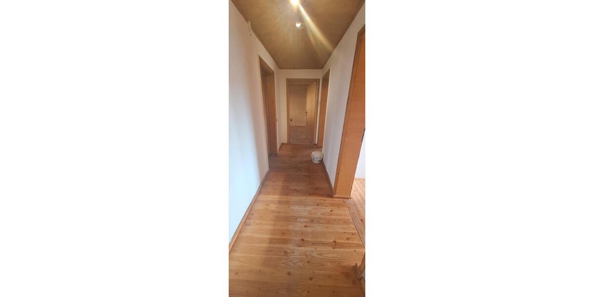 Erdgeschoßwohnung Weitramsdorf - 3 Zimmer, 72 m&sup2;, 109.000&euro; | Angebot:26681173