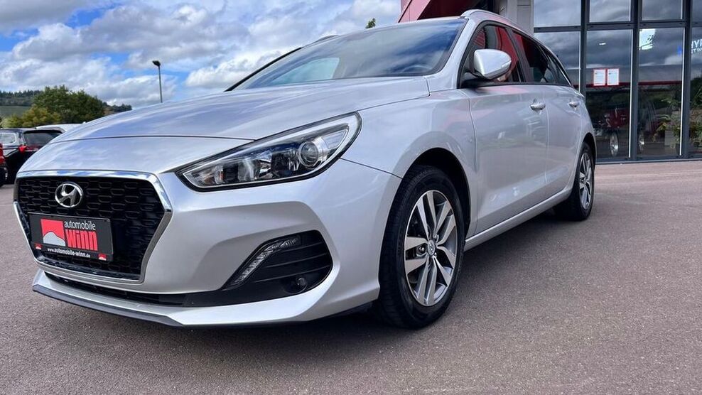 i30