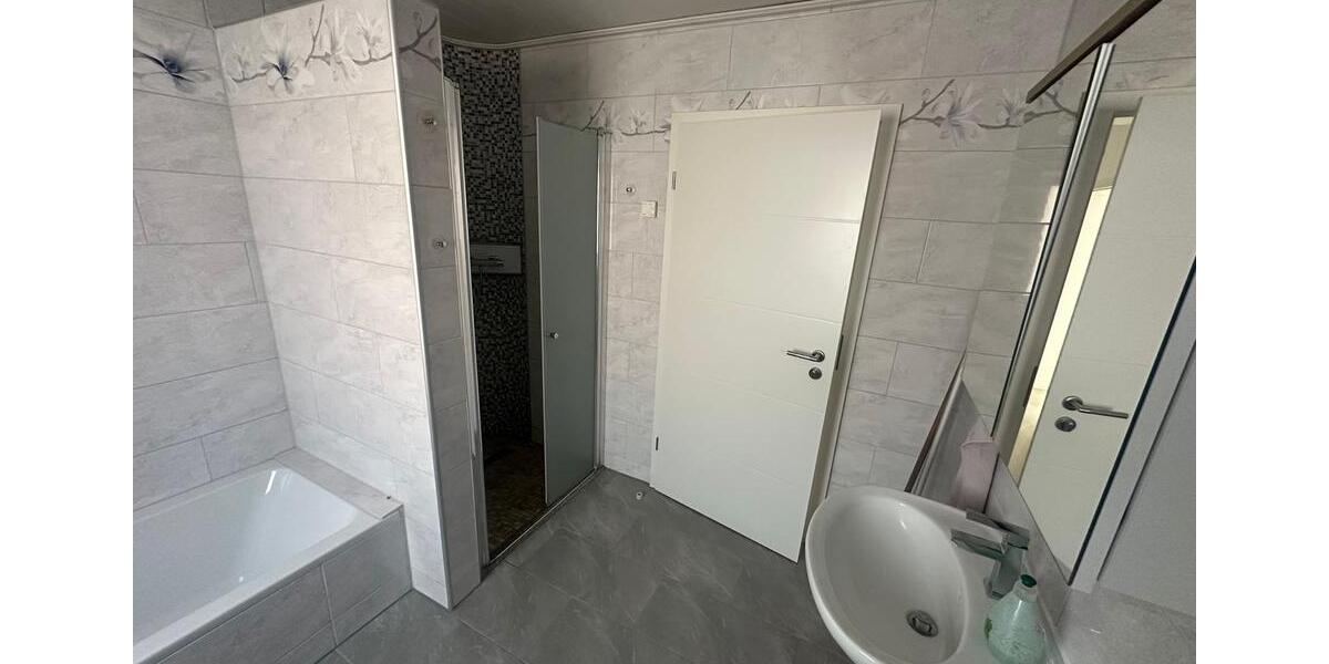 Etagenwohnung Lauterbach (Hessen) - 3 Zimmer, 95 m&sup2;, 900&euro; | Angebot:26302632