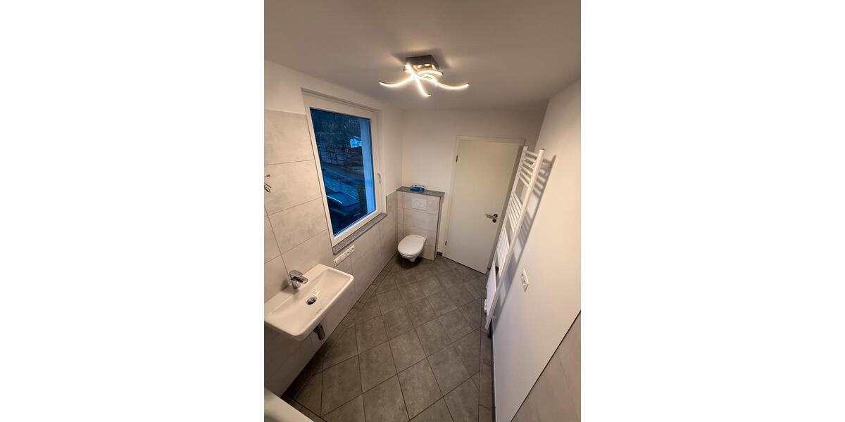 Dachgeschoßwohnung Lahnstein - 3 Zimmer, 65 m&sup2;, 600&euro; | Angebot:25965350