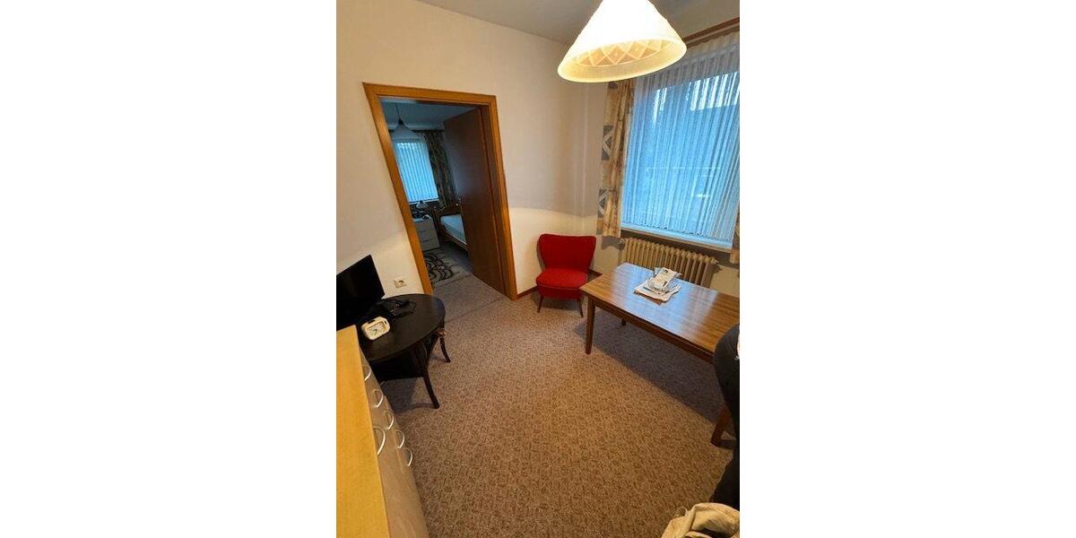 Einfamilienhaus Varel - 7 Zimmer, 140 m&sup2;, 280.000&euro; | Angebot:26234428