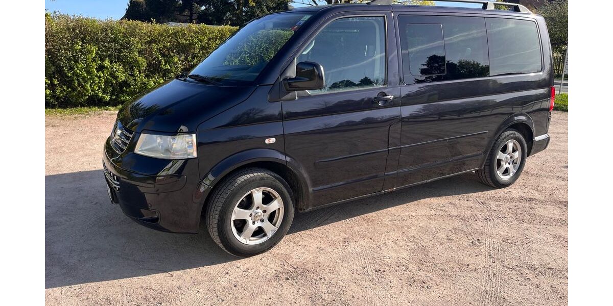 VW T5 Multivan 293.000 km 9.900 &euro; Sterley 23883